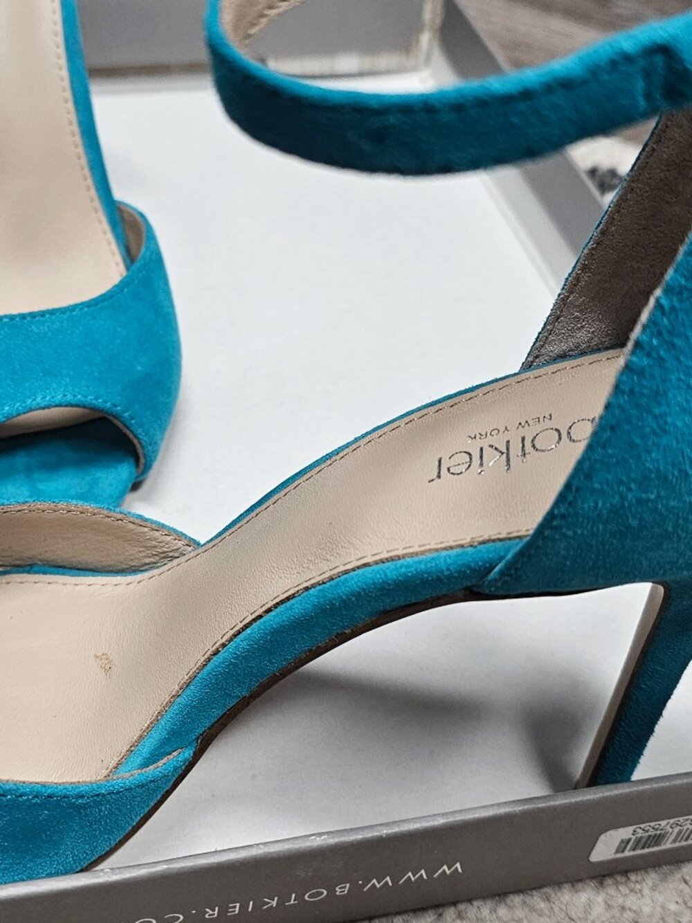 Beautiful Sandals - Picture 6 of 16